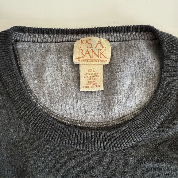 Jos. A. Bank Gray Crewneck Sweater - Picture 3 of 5